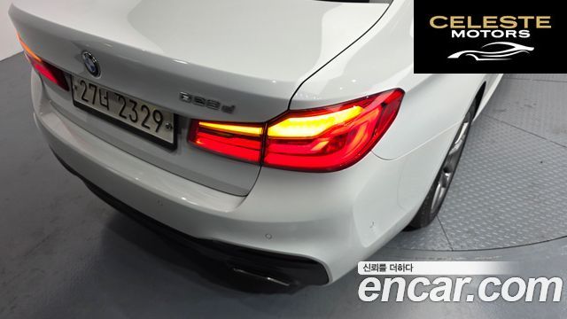 BMW Série 5 (G30) 520d M Sport Plus 2018 — photo 9 sur 35