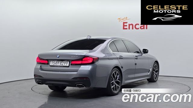 BMW Série 5 (G30) 530i M Sport 2023 — photo 2 sur 35