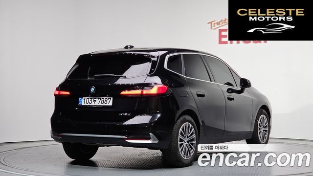 BMW Série 2 Active Tourer (U06) 218d Luxury 2024 — photo 2 sur 41