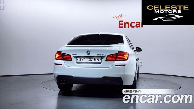 BMW Série 5 (F10) 530d xDrive M Aéro Dynamic 2016 — photo 4 sur 20
