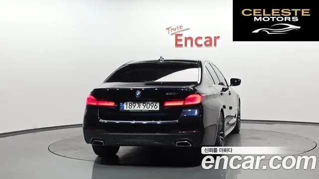 BMW Série 5 (G30) 520i M Sport 2023 — photo 3 sur 35