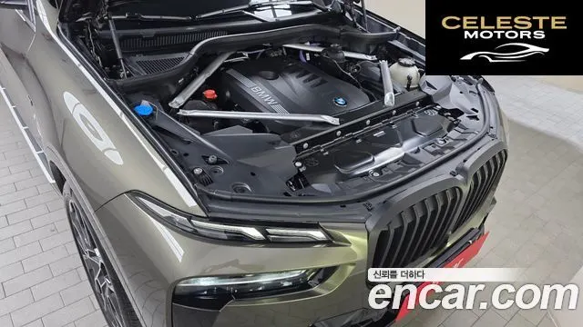 BMW X7 (G07) xDrive 40i M Sport 6 places 2025 — photo 6 sur 32