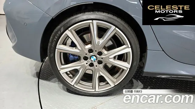 BMW Série 1 (F40) M135i xDrive 2021 — photo 5 sur 36