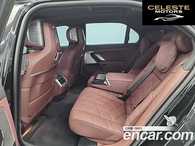 BMW Série 7 (G70) 740d xDrive M Sport 2024 — photo 13 sur 26