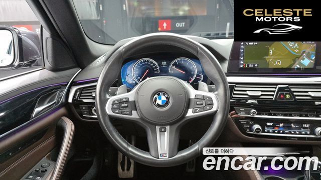 BMW Série 5 (G30) 530i M Sport Plus 2018 — photo 19 sur 31
