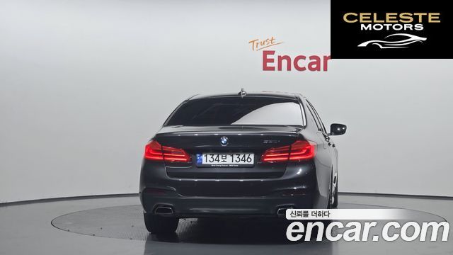 BMW Série 5 (G30) 530i M Sport Plus 2018 — photo 4 sur 31
