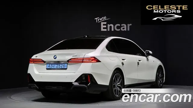 BMW i5 (G60) eDrive 40 M Sport 2025 — photo 2 sur 30