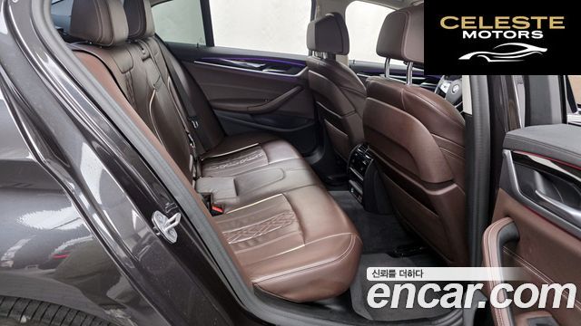 BMW Série 5 (G30) 523d Luxury 2021 — photo 18 sur 32