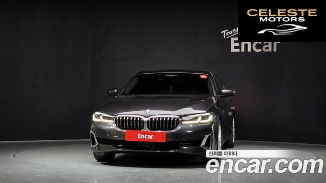 BMW Série 5 (G30) 523d Luxury 2021 — photo 3 sur 32