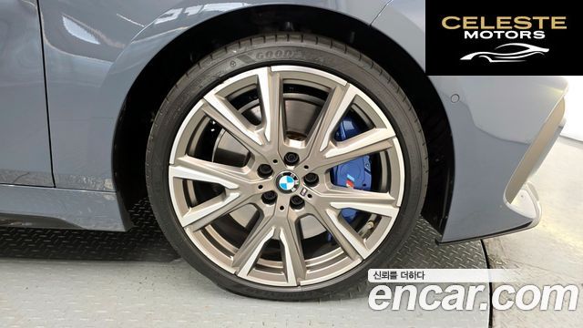 BMW Série 1 (F40) M135i xDrive 2021 — photo 7 sur 36