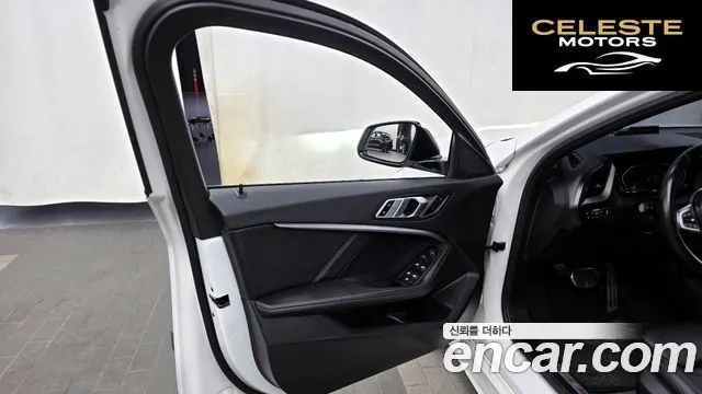 BMW Série 1 (F40) 120i M Sport 2022 — photo 14 sur 28