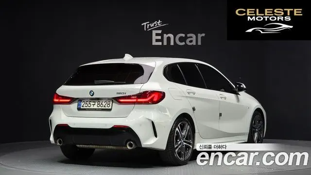 BMW Série 1 (F40) 120i M Sport 2022 — photo 2 sur 28