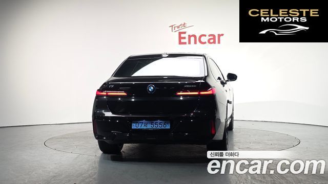 BMW i7 (G70) xDrive 60 M Sport 2024 — photo 4 sur 20