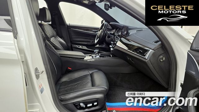 BMW Série 5 (G30) 540i xDrive M Sport Plus 2018 — photo 11 sur 26