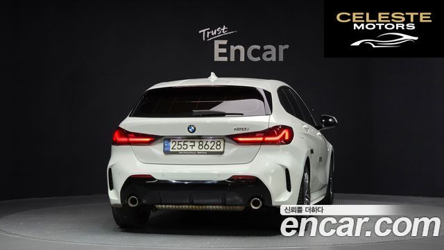 BMW Série 1 (F40) 120i M Sport 2022 — photo 4 sur 28