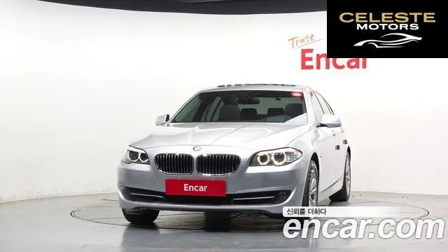 BMW Série 5 (F10) 528i 2010 — photo 3 sur 20