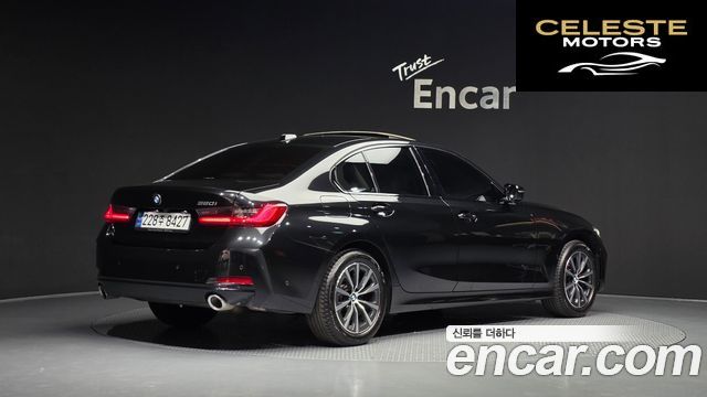 BMW Série 3 (G20) 320i 2023 — photo 2 sur 31