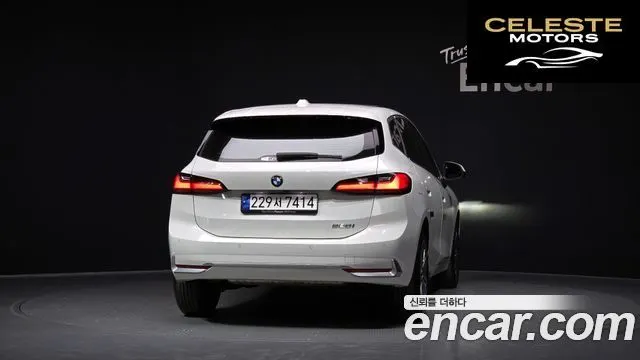BMW Série 2 Active Tourer (U06) 220i Luxury 2024 — photo 4 sur 33