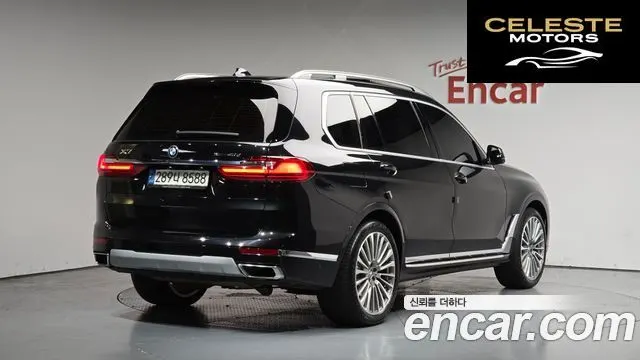 BMW X7 (G07) xDrive 40d Design Pure Excellence 7 places 2022 — photo 2 sur 32