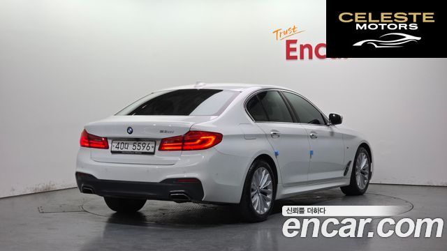BMW Série 5 (G30) 530i Luxury Plus 2018 — photo 2 sur 26