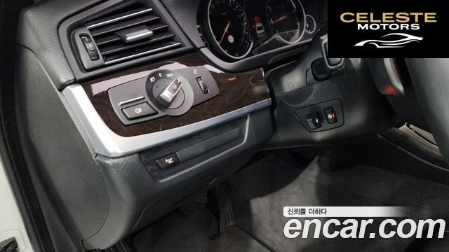 BMW Série 5 (F10) 528i xDrive 2014 — photo 29 sur 43