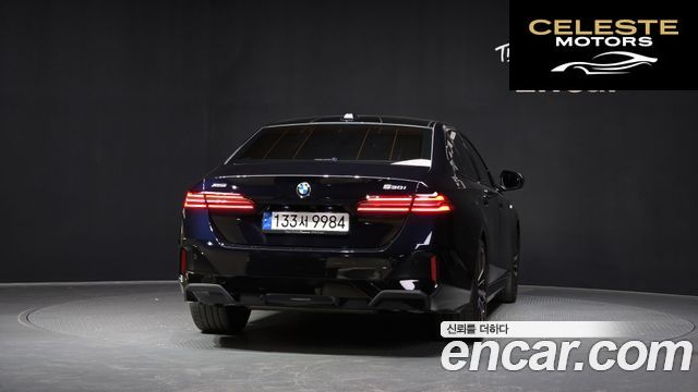 BMW Série 5 (G60) 530i xDrive M Sport 2024 — photo 4 sur 32