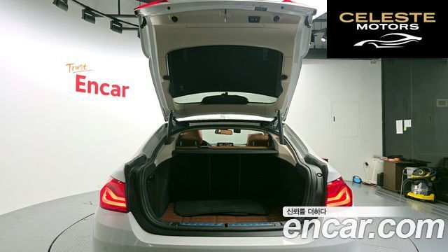 BMW Série 4 (F32) 420i Luxury Gran Coupé 2018 — photo 25 sur 35