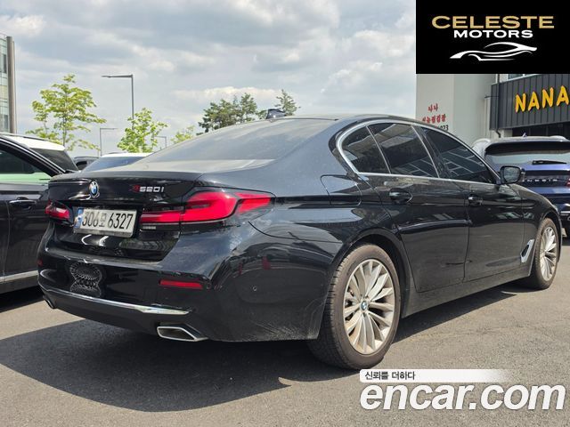 BMW Série 5 (G30) 520i Luxury 2022 — photo 3 sur 16
