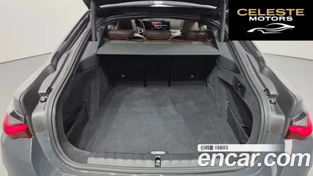 BMW i4 eDrive40 M Sport Pro First Edition 2022 — photo 24 sur 32