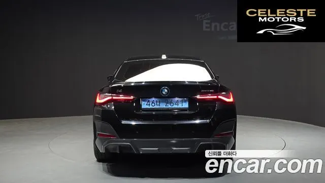 BMW i4 eDrive40 M Sport Pro 2023 — photo 4 sur 39