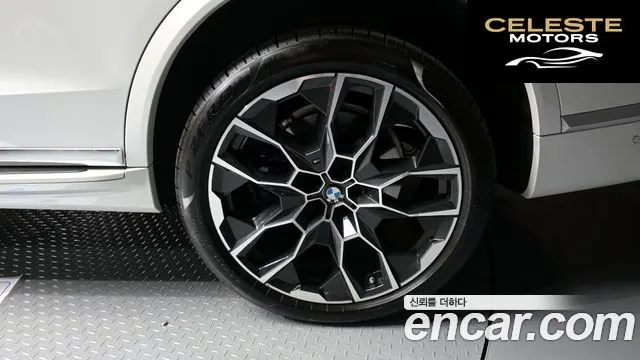 BMW X7 (G07) xDrive 40d M Sport 6 places 2024 — photo 7 sur 34