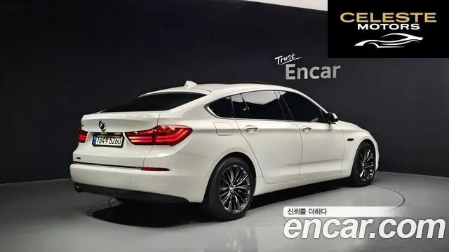 BMW Série 5 GT (F07) GT 30d xDrive 2016 — photo 2 sur 20