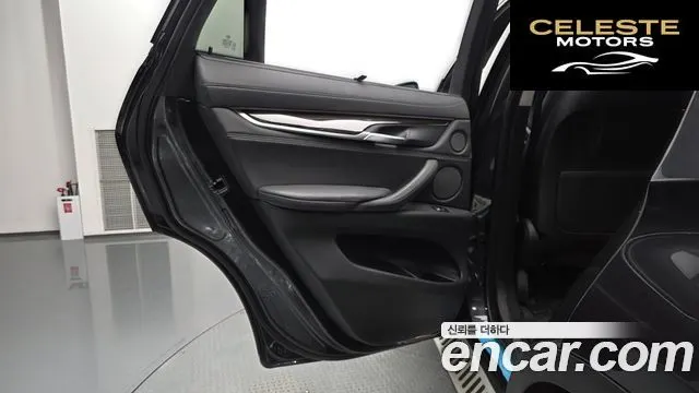 BMW X6 (F16) xDrive 30d 2015 — photo 14 sur 34