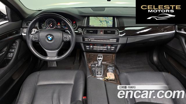 BMW Série 5 (F10) 528i xDrive M Aéro Dynamic 2016 — photo 9 sur 38