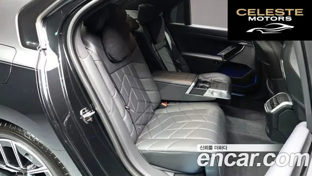 BMW Série 7 (G70) 740i xDrive M Sport 2024 — photo 17 sur 35