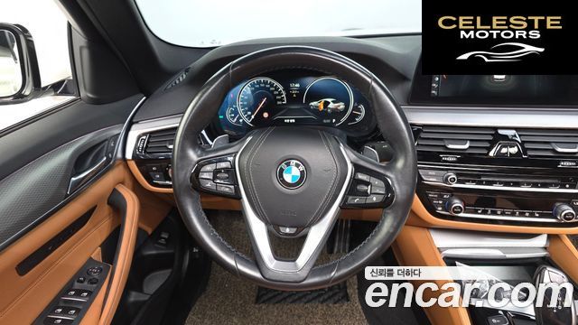 BMW Série 5 (G30) 530i xDrive M Sport 2018 — photo 19 sur 32