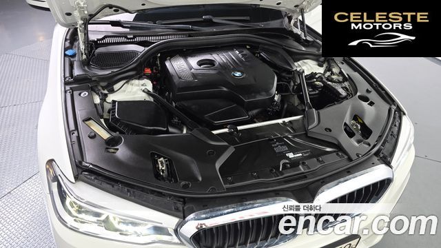 BMW Série 5 (G30) 530i xDrive M Sport 2018 — photo 6 sur 32