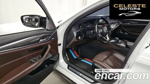 BMW Série 5 (G30) 530i M Sport Plus 2017 — photo 13 sur 34