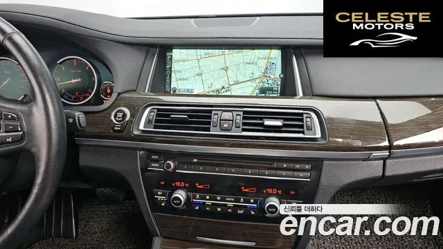 BMW Série 7 (F01) 730Ld 2013 — photo 14 sur 26