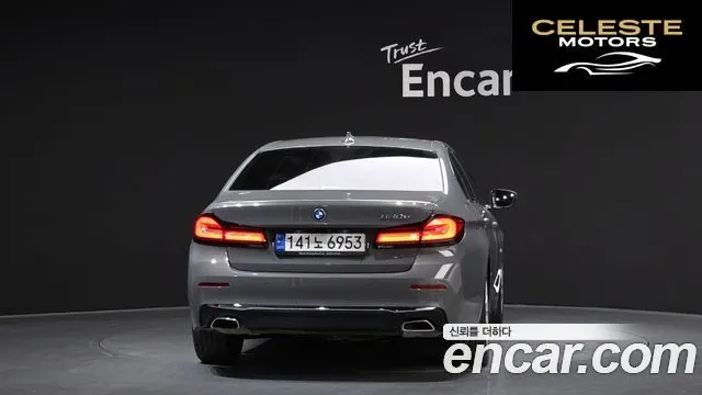 BMW Série 5 (G30) 530e Luxury 2022 — photo 4 sur 38