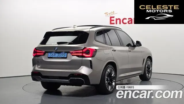 BMW iX3 M Sport 2023 — photo 2 sur 30