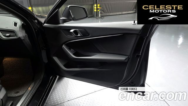BMW Série 1 (F40) 120i Sport 2024 — photo 14 sur 33