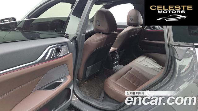 BMW i4 eDrive40 M Sport Pro First Edition 2022 — photo 18 sur 32