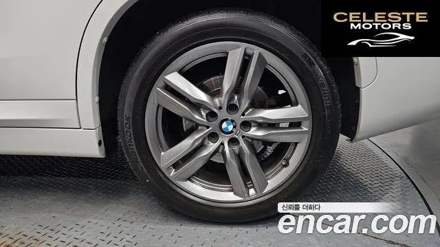BMW X1 (F48) xDrive 20i M Sport 2022 — photo 6 sur 32