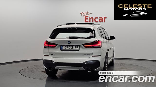 BMW X1 (F48) xDrive 20i M Sport 2022 — photo 3 sur 32