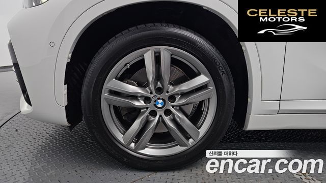 BMW X1 (F48) xDrive 20i M Sport 2022 — photo 4 sur 32