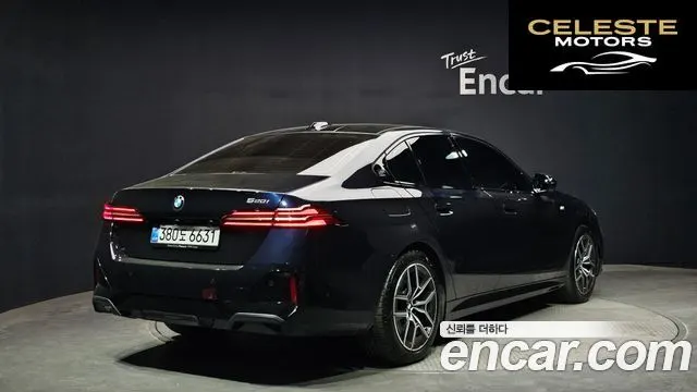 BMW Série 5 (G60) 520i M Sport 2025 — photo 2 sur 38