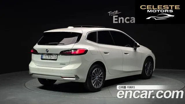 BMW Série 2 Active Tourer (U06) 220i Luxury 2024 — photo 2 sur 32