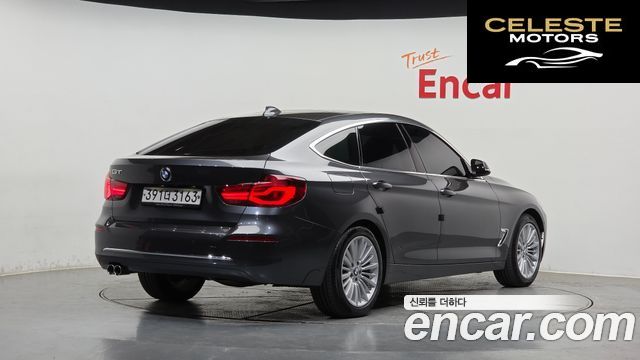BMW Série 3 GT (F34) GT 320d Luxury 2020 — photo 2 sur 32