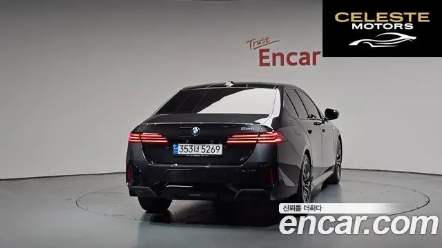 BMW Série 5 (G60) 520i M Sport 2024 — photo 3 sur 36